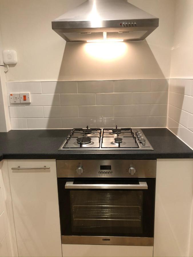 Parkside Penthouse Apartment Yeovil Exterior photo